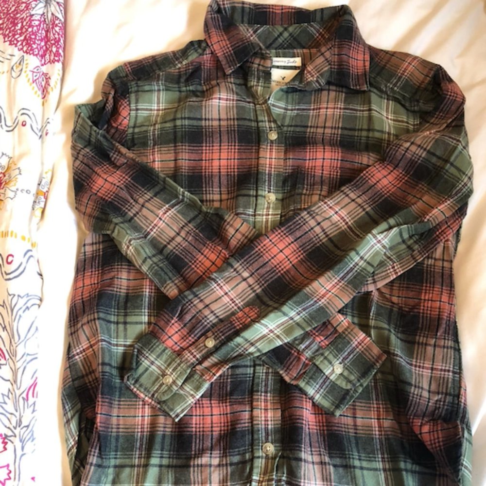 American Eagle Ahh-mazingly soft bf fit plaid